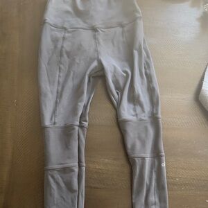 ALO Yoga Charcoal Leggings